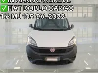 Usata Fiat Doblò 104 CV (76 kW) 2022 Bianco Monovolume