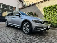 Usata VW Passat Alltrack 200 CV (147 kW) 2022 Argento Station wagon