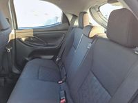 Usata Toyota Yaris Hybrid Active 116 CV (85 kW) 2025 Grigio Utilitaria