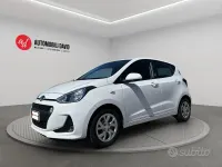 Usata Hyundai i10 Comfort 67 CV (49 kW) 2017 Bianco Utilitaria