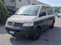 Usata VW Multivan Trendline 131 CV (96 kW) 2003 Bianco Monovolume