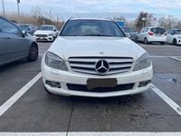 Usata Mercedes C220 Elegance 170 CV (125 kW) 2009 Bianco Station wagon