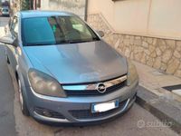 Usata Opel Astra 101 CV (74 kW) 2008 Grigio