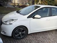 Usata Peugeot 208 Active 68 CV (50 kW) 2015 Utilitaria