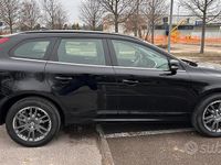 Usata Volvo XC60 Business Edition 190 CV (139 kW) 2017 Nero SUV