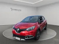 Usata Renault Captur 90 CV (66 kW) 2016 Rosso metallizzato SUV