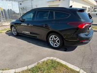 Usata Ford Focus 120 CV (88 kW) 2022 Nero Station wagon