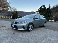 Usata Toyota Auris Touring Sports Active 90 CV (66 kW) 2015 Grigio Station wagon