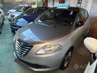 Usata Lancia Ypsilon 86 CV (63 kW) 2013 Grigio Utilitaria