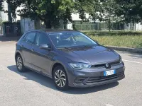Usata VW Polo Life 95 CV (69 kW) 2023 Grigio Utilitaria
