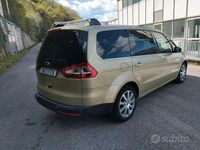 Usata Ford Galaxy 140 CV (102 kW) 2007 Giallo Monovolume