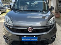 Usata Fiat Doblò Lounge 120 CV (88 kW) 2016 Grigio Monovolume