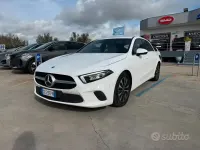 Usata Mercedes A180 Business 116 CV (85 kW) 2020 Bianco Berlina