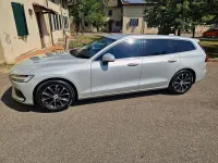 Usata Volvo V60 Business Edition 150 CV (110 kW) 2019 Argento Station wagon