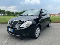 Usata Lancia Ypsilon 60 CV (44 kW) 1995 Nero Utilitaria