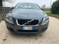 Usata Volvo V70 163 CV (119 kW) 2007 Grigio Station wagon