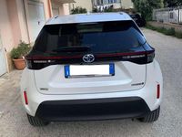 Usata Toyota Yaris Cross Lounge 92 CV (67 kW) 2022 Bianco SUV
