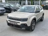 Nieuw Jeep Avenger Longitude Plus 101 PK (74 kW) 2026 Grijs SUV
