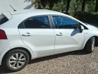 Usata Kia Rio Active 75 CV (55 kW) 2016 Bianco Utilitaria