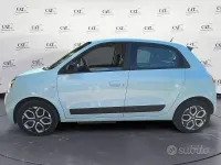 Usata Renault Twingo Equilibre 30 kW (42 CV) 2022 Blu Utilitaria