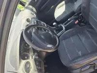 Usado Ford Focus 90 HP (66 kW) 2006 Cinzento Sedan