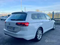 Usata VW Passat 120 CV (88 kW) 2019 Bianco Station wagon