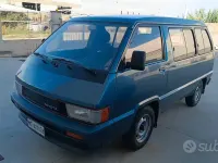 Usata Toyota HiAce 1986 Blu Monovolume