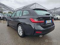 Usata BMW 320e 190 CV (139 kW) 2020 Nero Station wagon