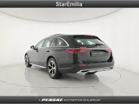 Usata Mercedes E220 Premium Plus 197 CV (144 kW) 2025 Nero Station wagon