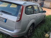 Usata Ford Focus Style 110 CV (80 kW) 2010 Grigio Station wagon