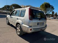 Usata Nissan X-Trail 136 CV (100 kW) 2004 Grigio SUV