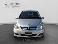 Usata Mercedes B180 Premium 109 CV (80 kW) 2011 Argento Monovolume