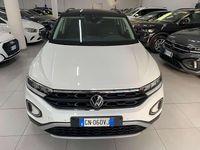 Usata VW T-Roc Life 110 CV (80 kW) 2023 Bianco SUV