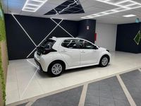 Usata Toyota Yaris Hybrid Trend 92 CV (67 kW) 2023 Bianco Berlina