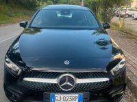 Usata Mercedes A180 Premium 136 CV (100 kW) 2019 Nero Utilitaria