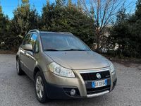 Usata Fiat Sedici 119 CV (87 kW) 2007 Oro SUV