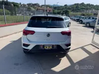 Begagnad VW T-Roc Advance 116 HK (85 kW) 2019 Vit SUV