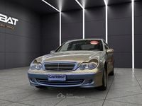 Usata Mercedes C220 Classic 150 CV (110 kW) 2004 Argento