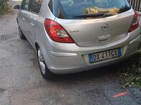 Usata Opel Corsa 90 CV (66 kW) 2009 Grigio Berlina
