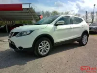 Usata Nissan Qashqai 110 CV (80 kW) 2015 Bianco SUV