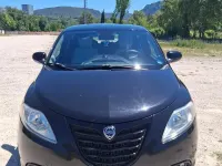 Usata Lancia Ypsilon 69 CV (50 kW) 2015 Nero Utilitaria