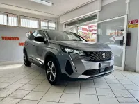 Usata Peugeot 3008 Allure 131 CV (96 kW) 2023 Argento SUV