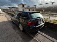 Usata BMW 320 177 CV (130 kW) 2009 Nero Station wagon