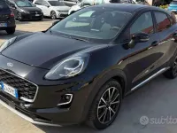Usata Ford Puma Titanium 125 CV (91 kW) 2022 Nero SUV