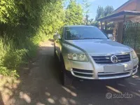 Usata VW Touareg 174 CV (127 kW) 2003 Grigio SUV