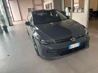 Usata VW Golf VIII Edition 150 CV (110 kW) 2024 Grigio Berlina