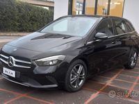Usata Mercedes B180 115 CV (84 kW) 2020 Nero Monovolume