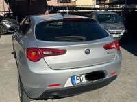 Usata Alfa Romeo Giulietta Super 120 CV (88 kW) 2016 Grigio Utilitaria