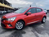 Usata Renault Clio V Business 85 CV (62 kW) 2020 Arancione Berlina