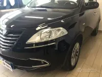 Usata Lancia Ypsilon 85 CV (62 kW) 2013 Nero Utilitaria
